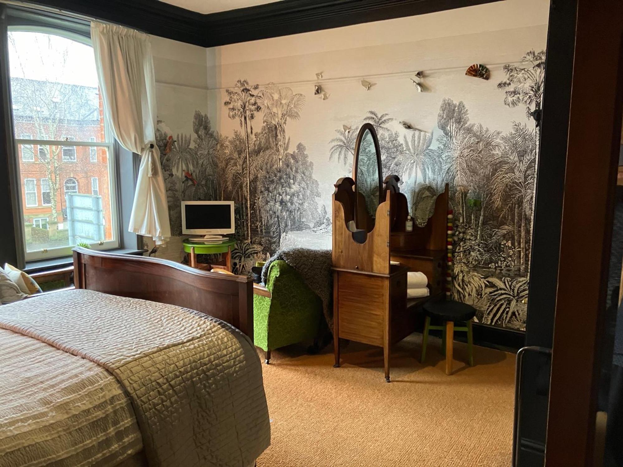 Cornerstones Guest House Сейл Екстериор снимка