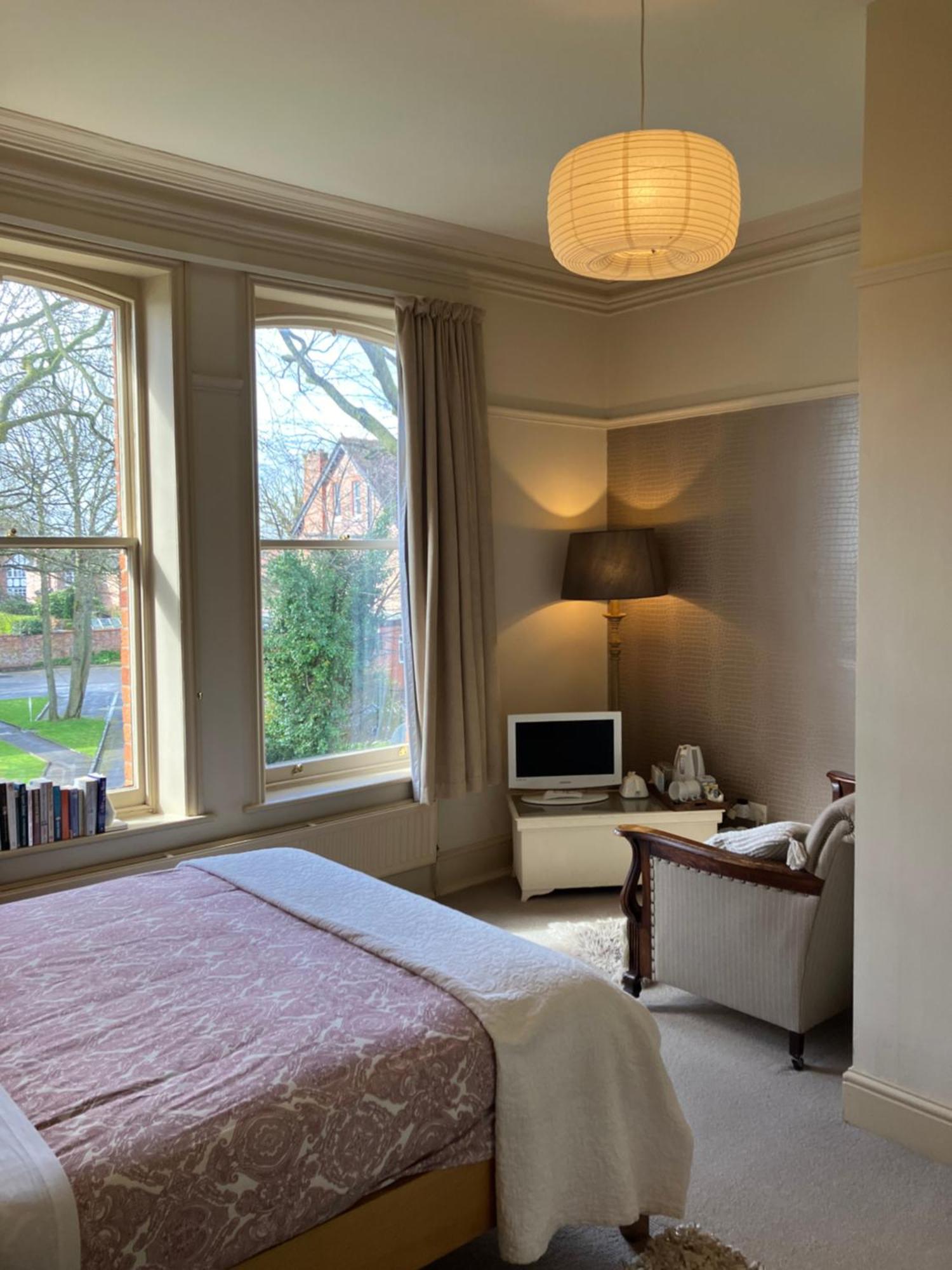 Cornerstones Guest House Сейл Екстериор снимка