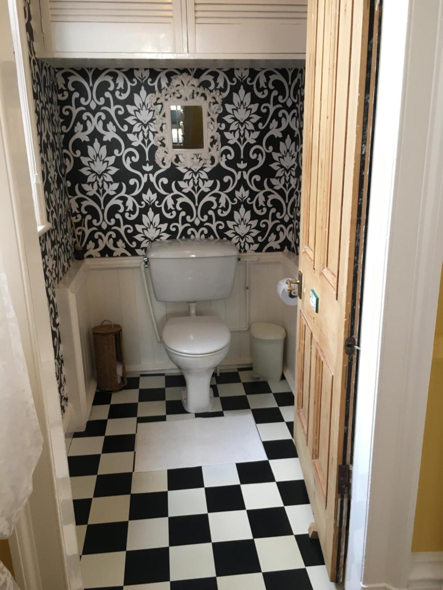 Cornerstones Guest House Сейл Екстериор снимка