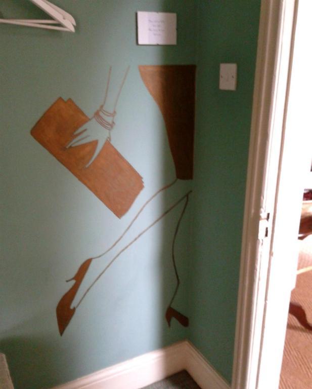 Cornerstones Guest House Сейл Стая снимка